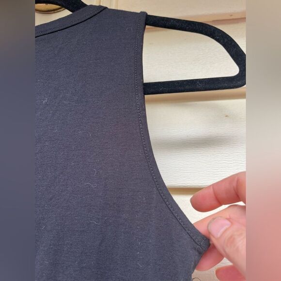 Armani exchange, black, sleeveless blouse, fringe across chest, round neck, XS - Picture 7 of 7
